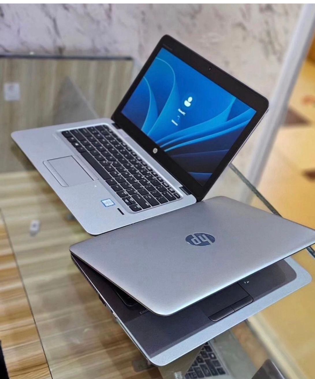 HP Elitebook 820 G3
